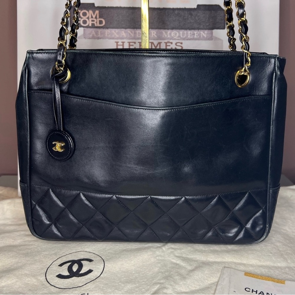 Vintage Chanel Shoulder bag